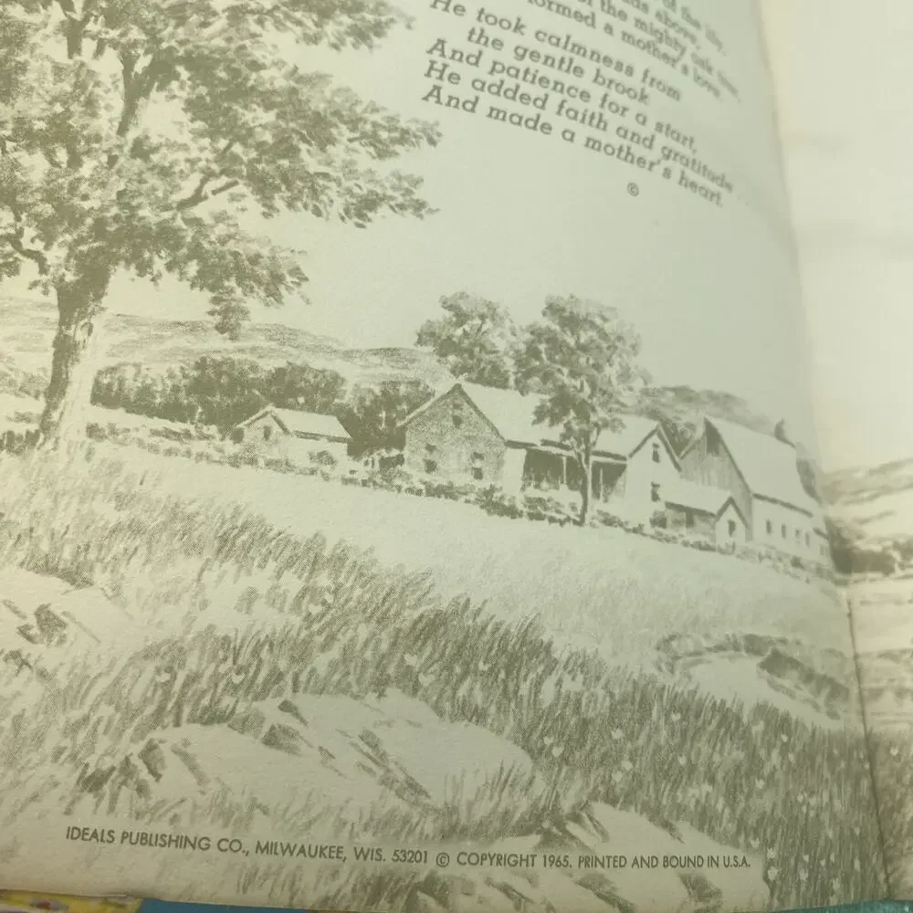 Vintage 1965 Mothers Day booklet: A Collection of Poems & Prose Book